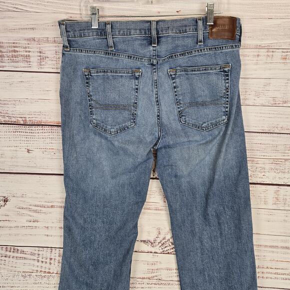 Hollister Jeans Mens Sz 36 Blue Straight Leg Epic Flex Denim Classic Comfort Fit - Picture 5 of 14